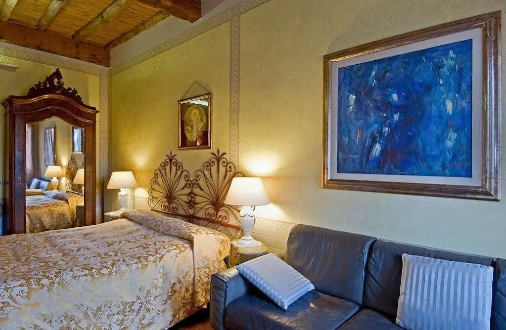 Al Tuscany B&B Lucca 0*,  Italy