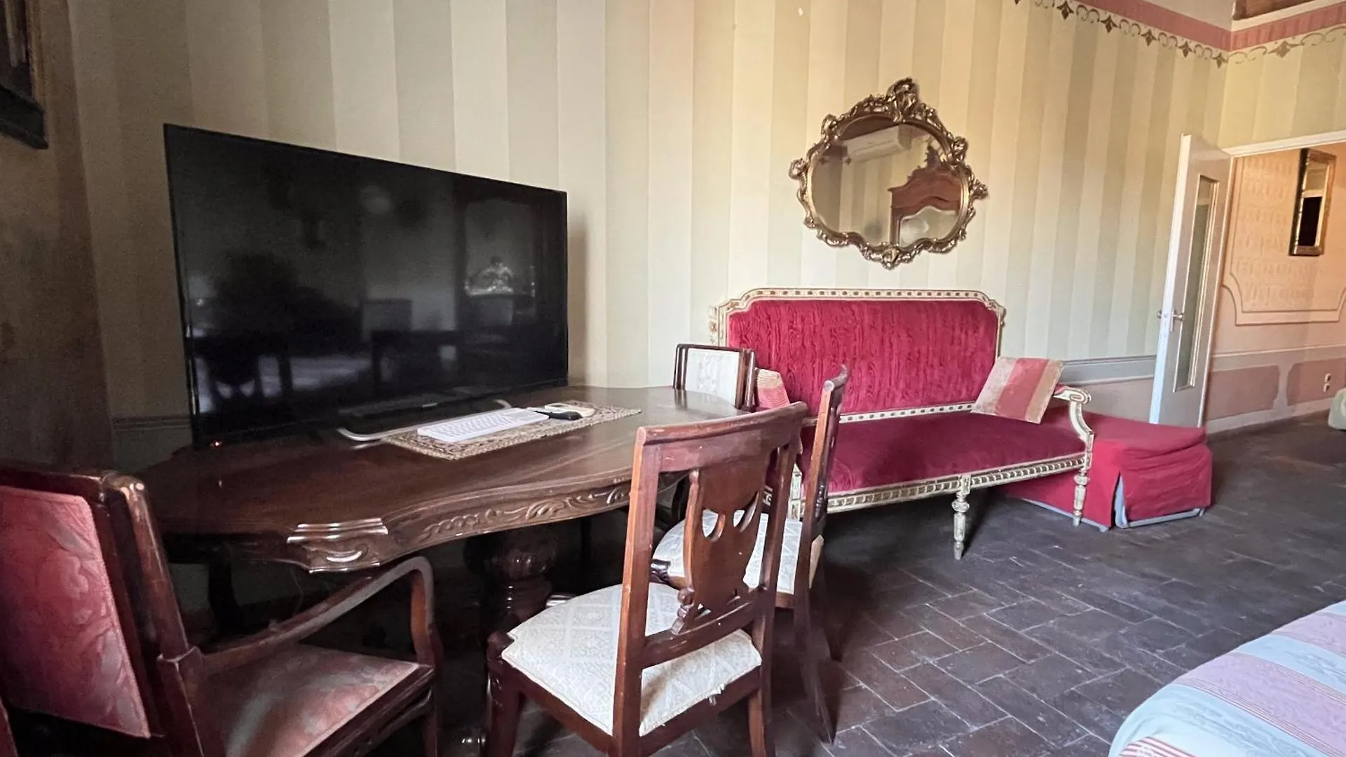 Al Tuscany B&B Lucca Bed & Breakfast