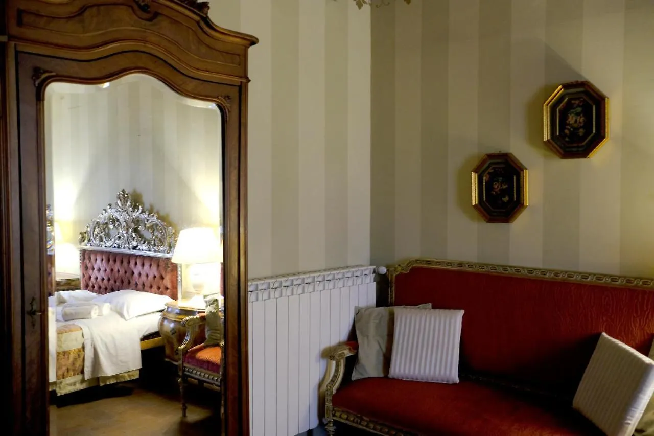 Bed & Breakfast Al Tuscany B&B Lucca Italy